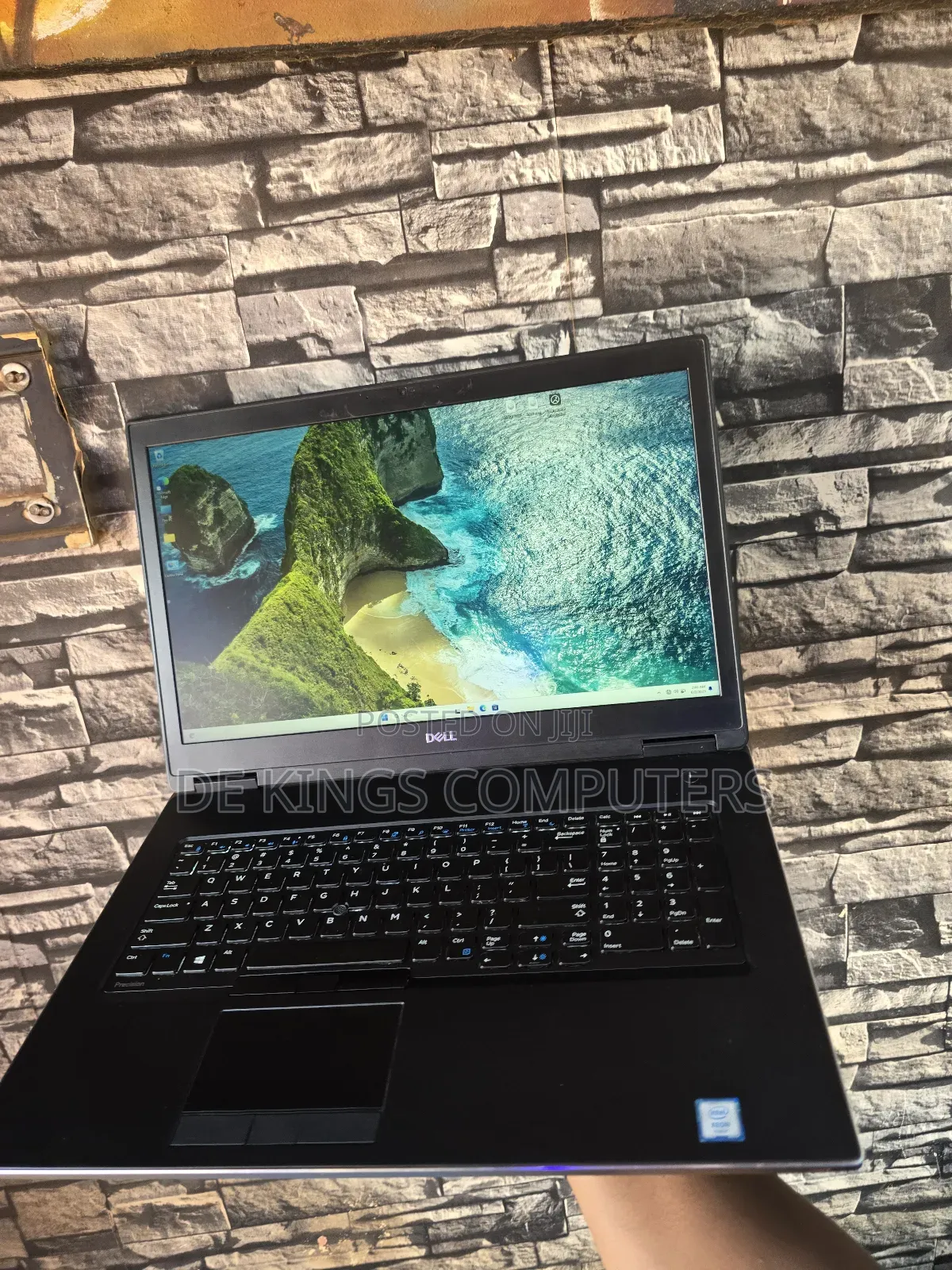Laptop Dell Precision 7730 32GB Intel Xeon SSD 256GB