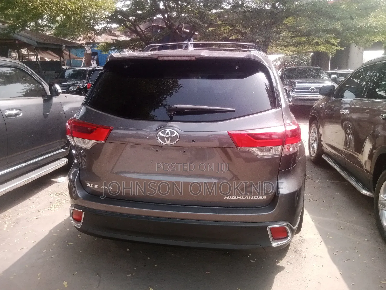 Toyota Highlander XLE 4x2 V6 (3.5L 6cyl 8A) 2018 Brown