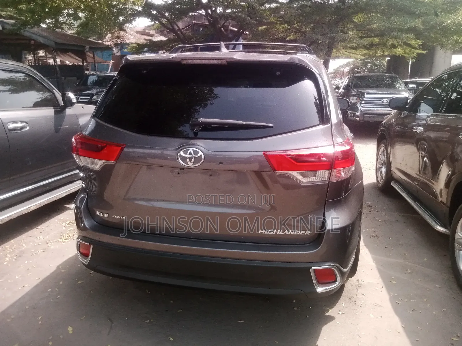 Toyota Highlander XLE 4x2 V6 (3.5L 6cyl 8A) 2018 Brown