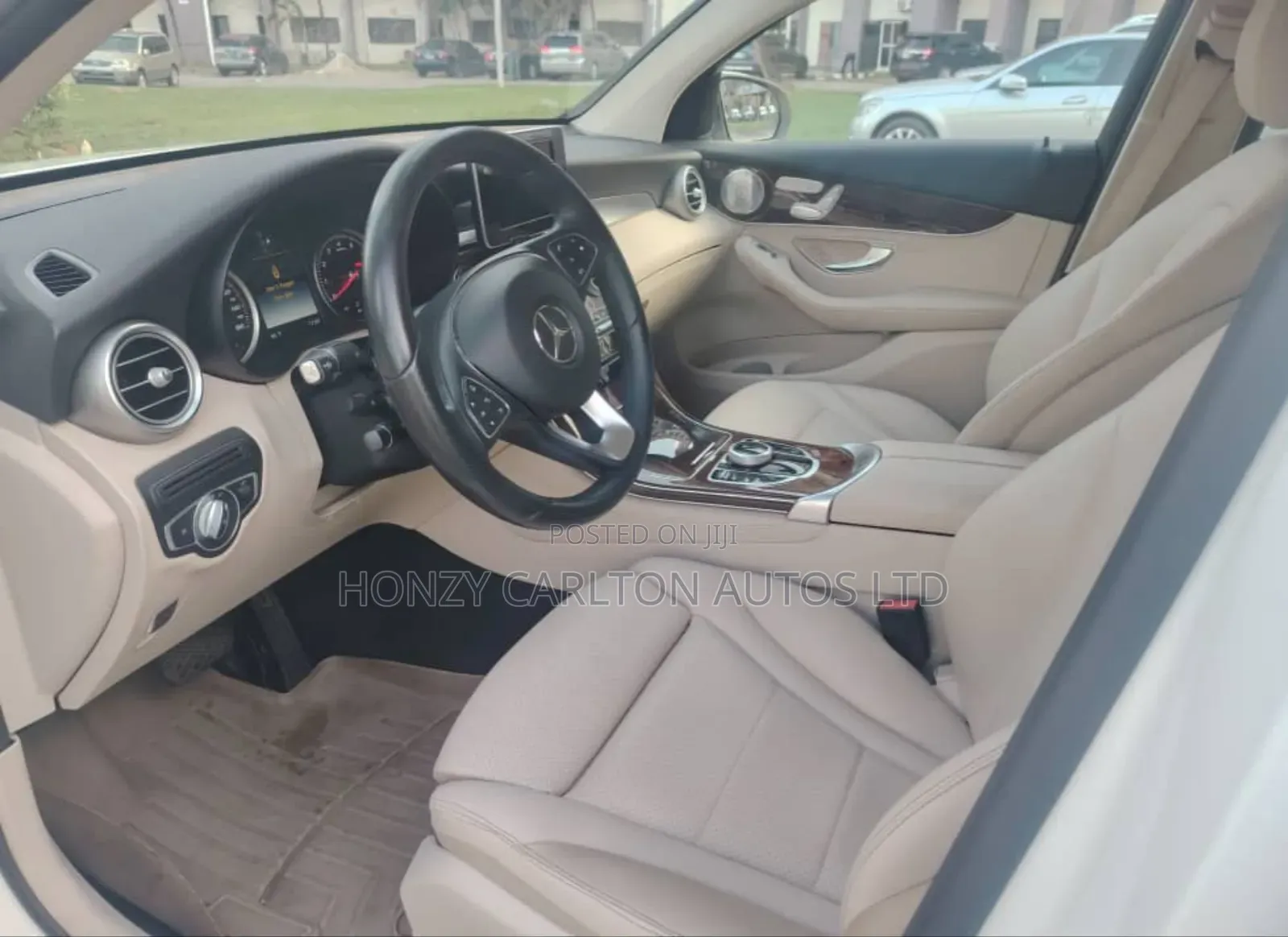 Mercedes-Benz GLC-Class 2017 White
