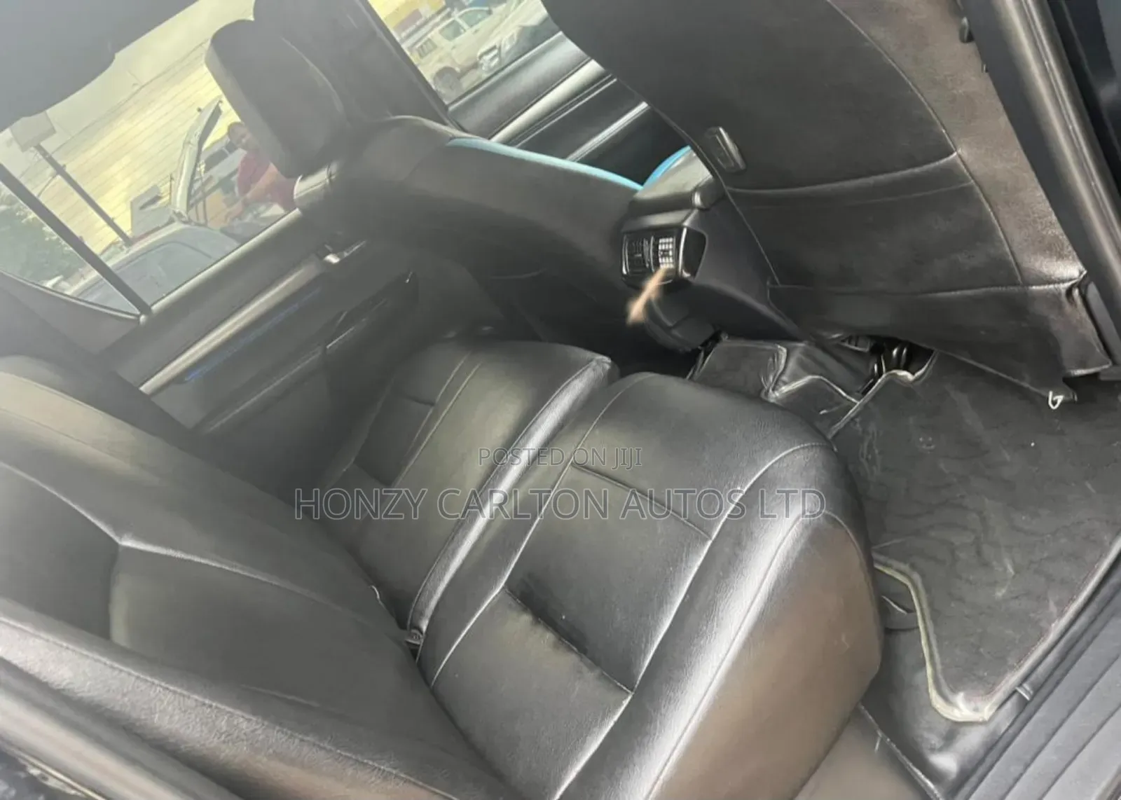 New Toyota Hilux 2023 Black
