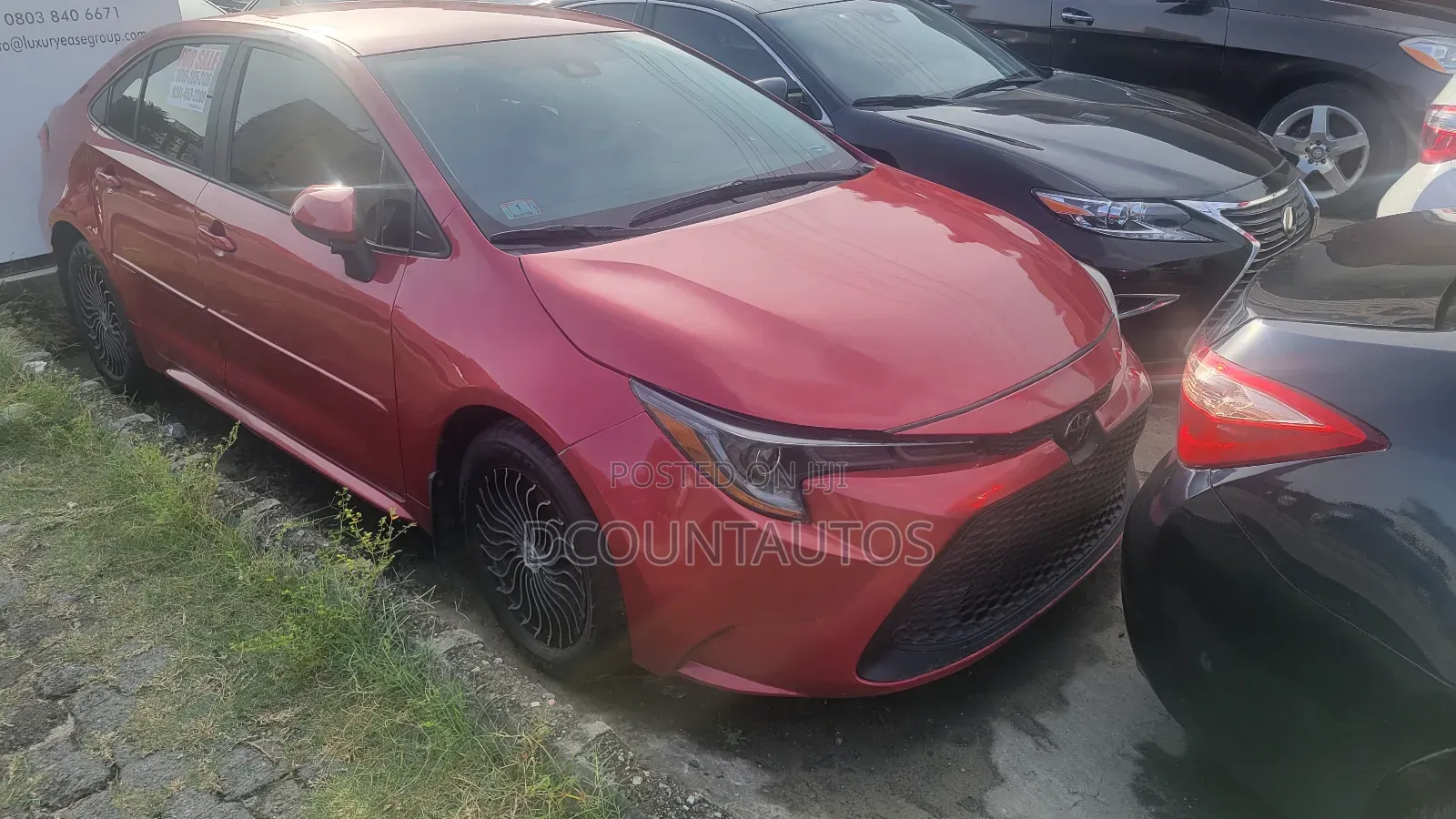 Toyota Corolla LE 2021 Red