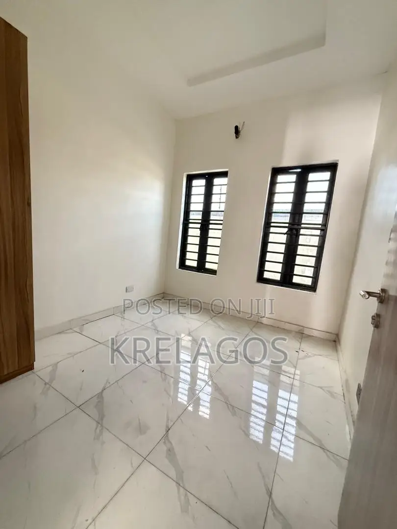 4bdrm Duplex in VGC / Ajah for sale