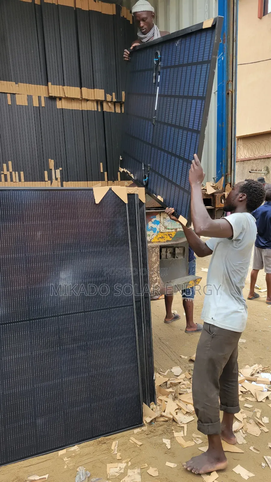 500w 144 Cells Bifacial All Black Mono High Voltage Panel