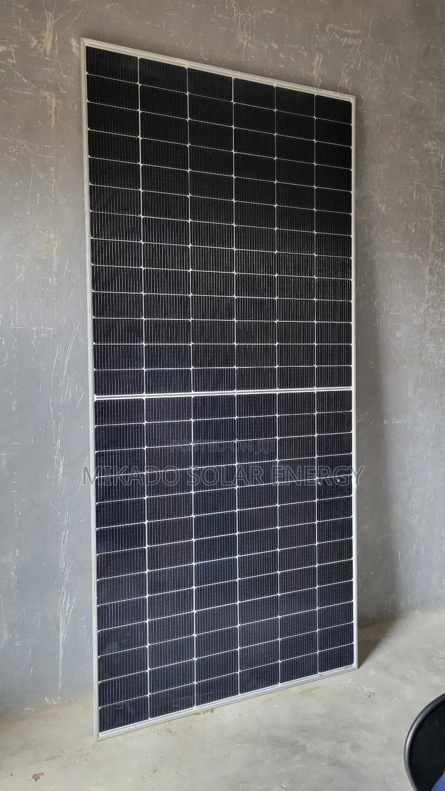 650w 156 Cells Jinko Mono High-Efficiency Solar Panel