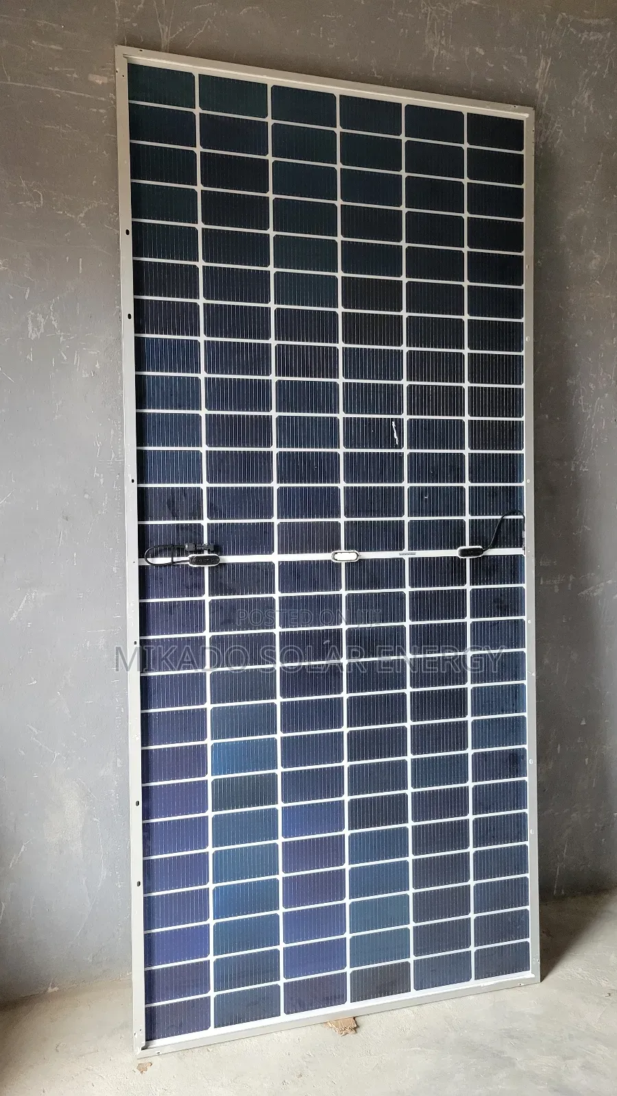 650w 156 Cells Jinko Mono High-Efficiency Solar Panel