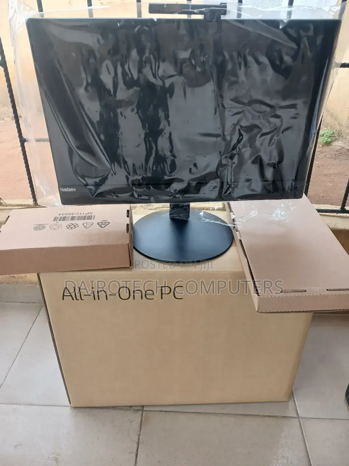 New Lenovo ThinkCentre M810z AIO 16GB Intel Core I5 SSD 256GB