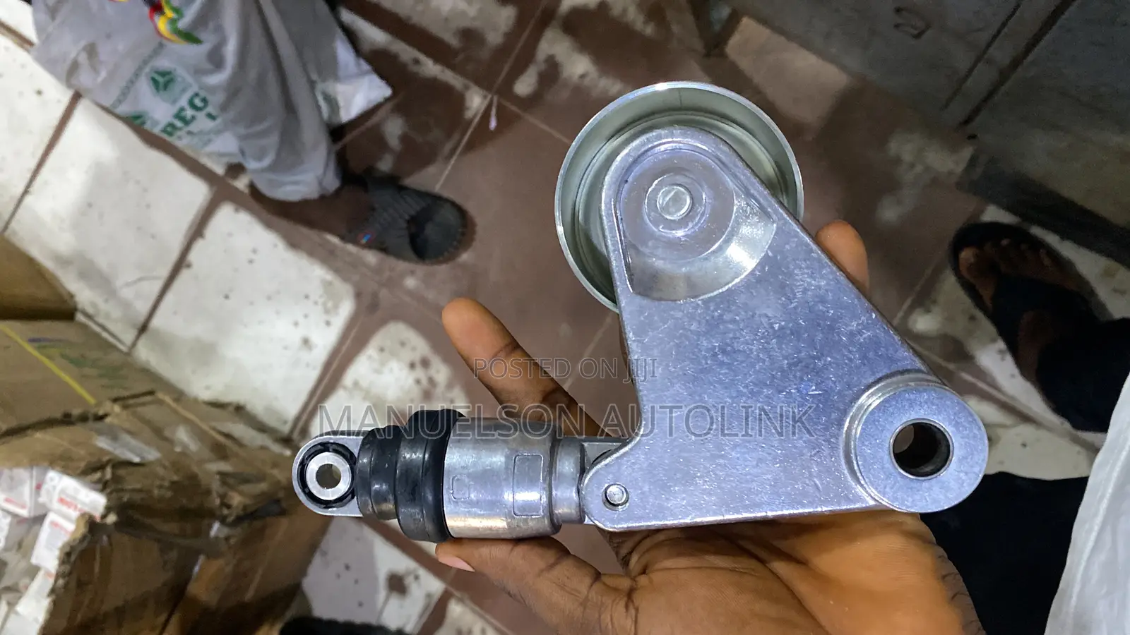 Belt Adjuster for Nissan Patrol, Rogue,Altima