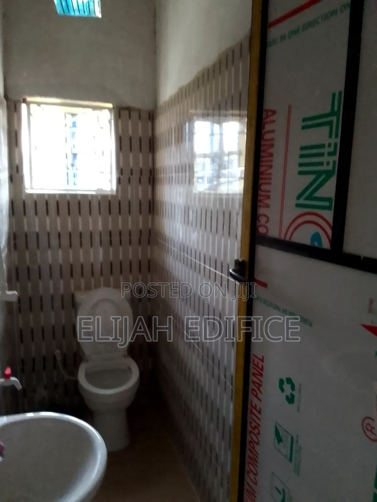 Furnished Studio Apartment in Firstgate, Ikorodu Garage for rent