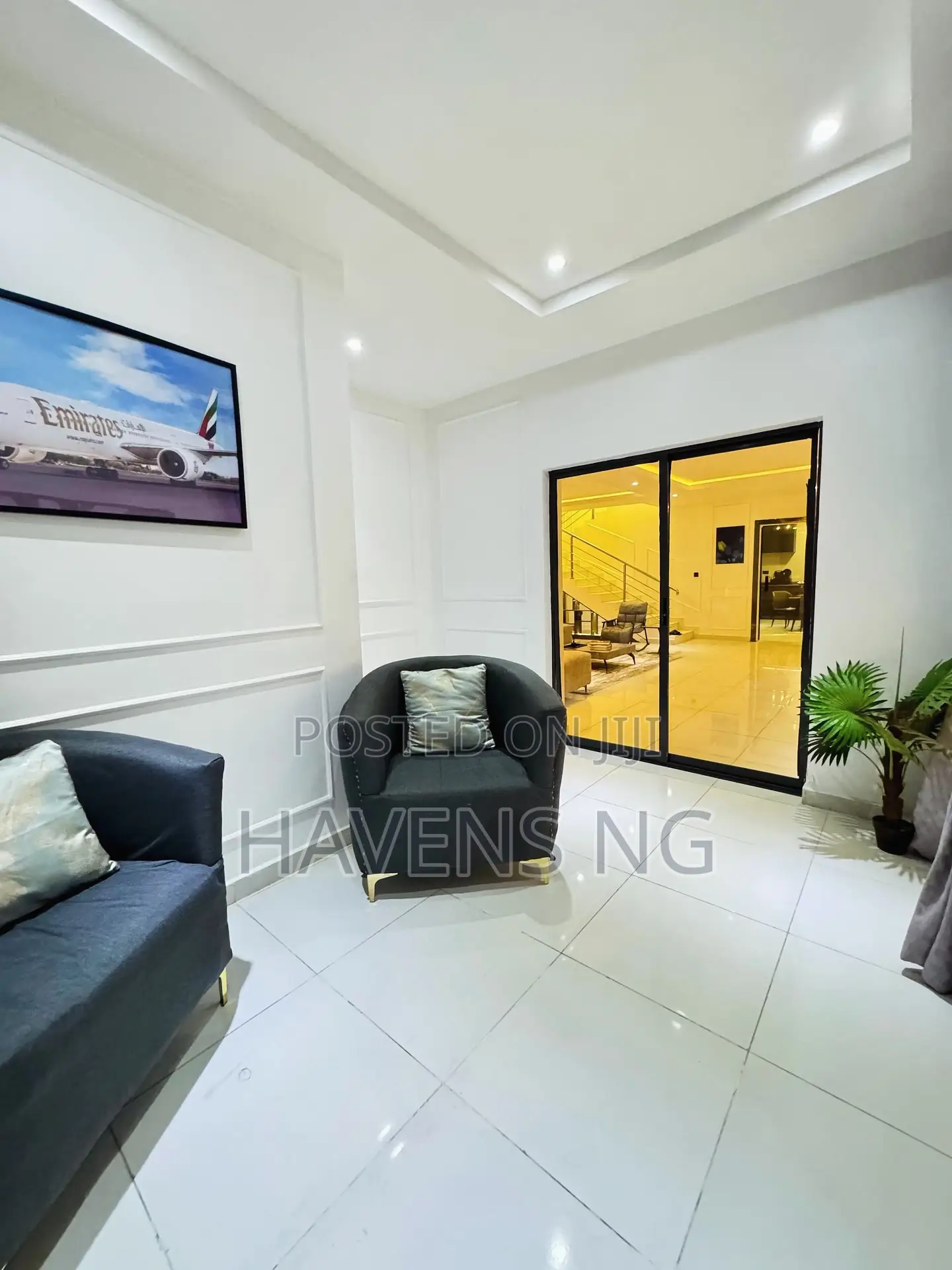Versatile 4 Bedroom Apartment With Private Swimming Pool