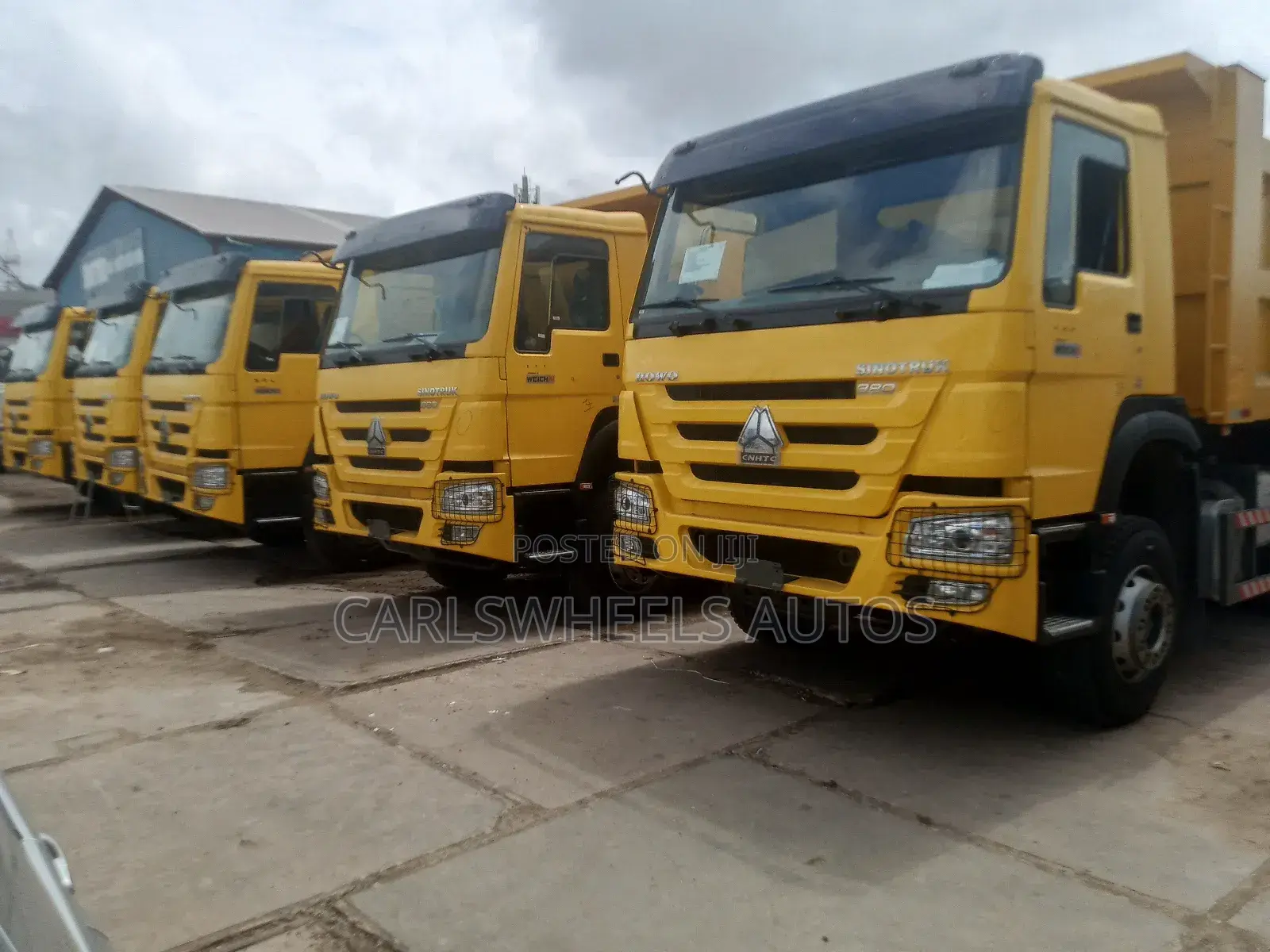 Brand New 30tons 10tyres Howo Tipper Dump Truck.