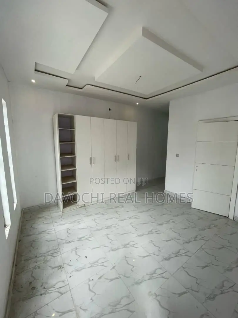 2bdrm Duplex in Chevron. for rent