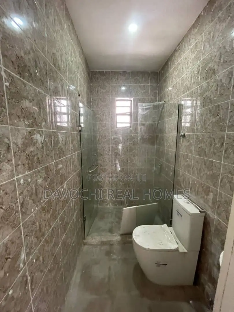 2bdrm Duplex in Chevron. for rent