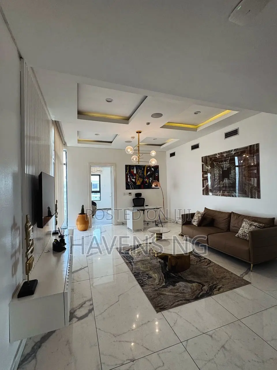 Luxurious 3-Bedroom Apartment With Bq