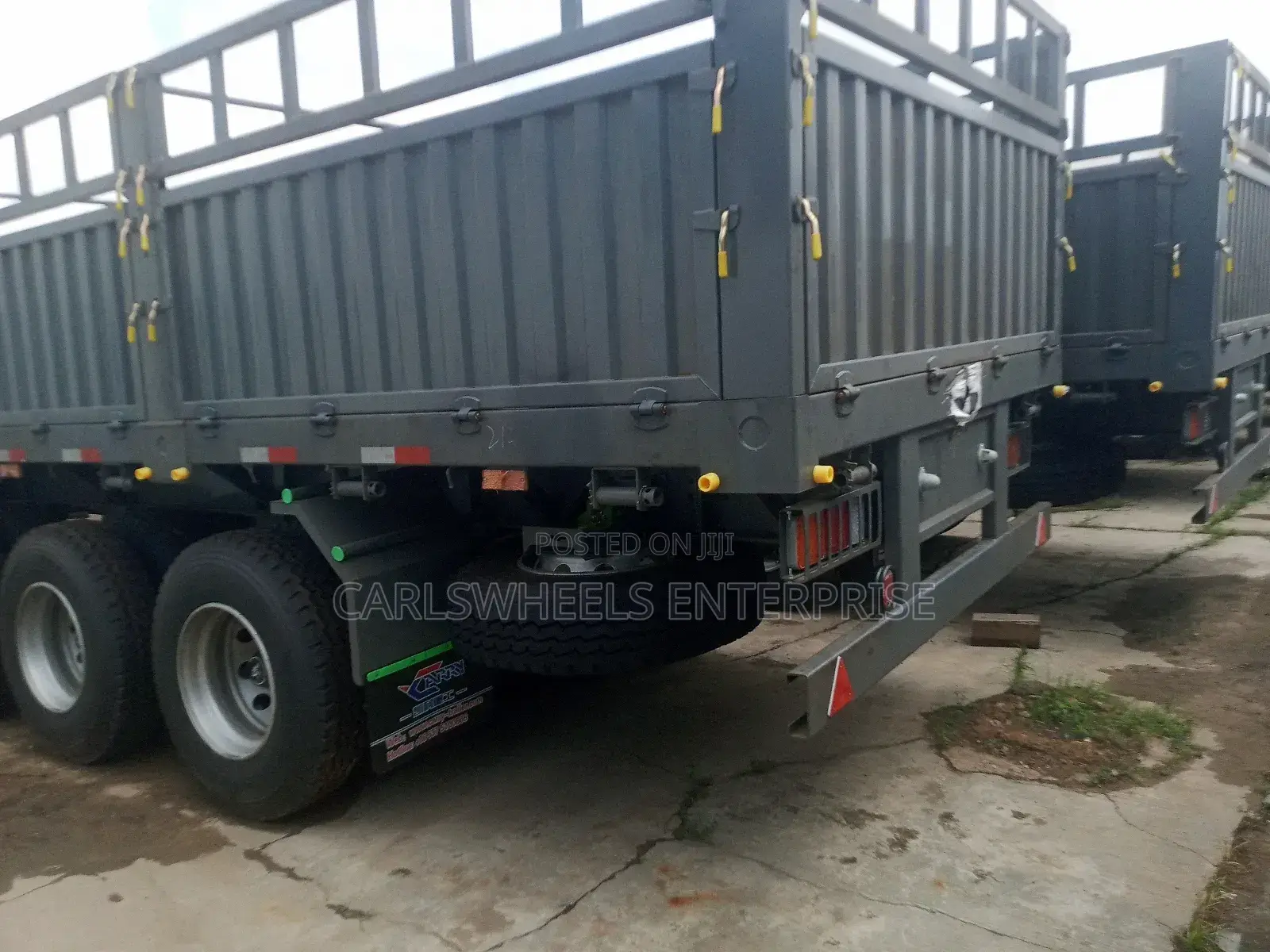 Brand New 40ft 12tyres Howo Trailer Bucket.
