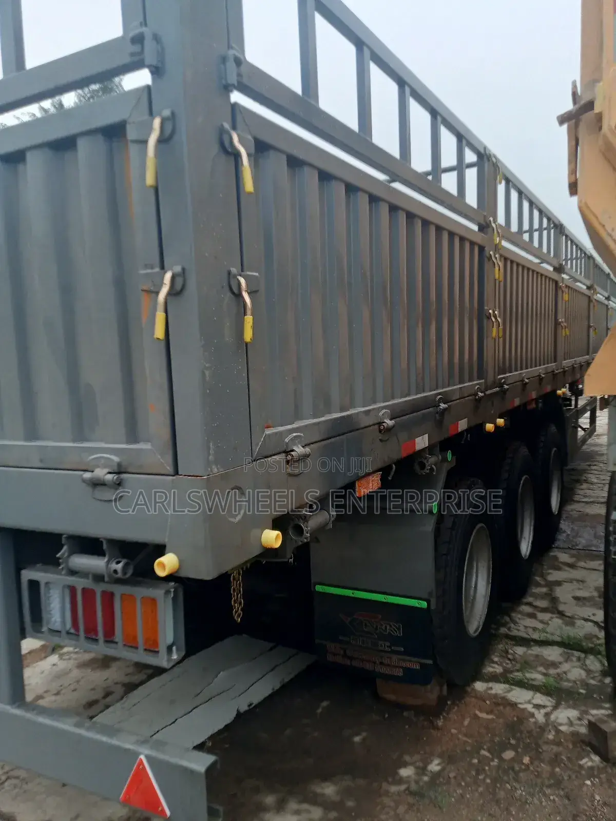 Brand New 40ft 12tyres Howo Trailer Bucket.
