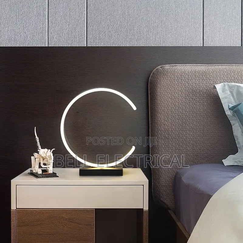 Led Simple Circular Ring Table Lamp