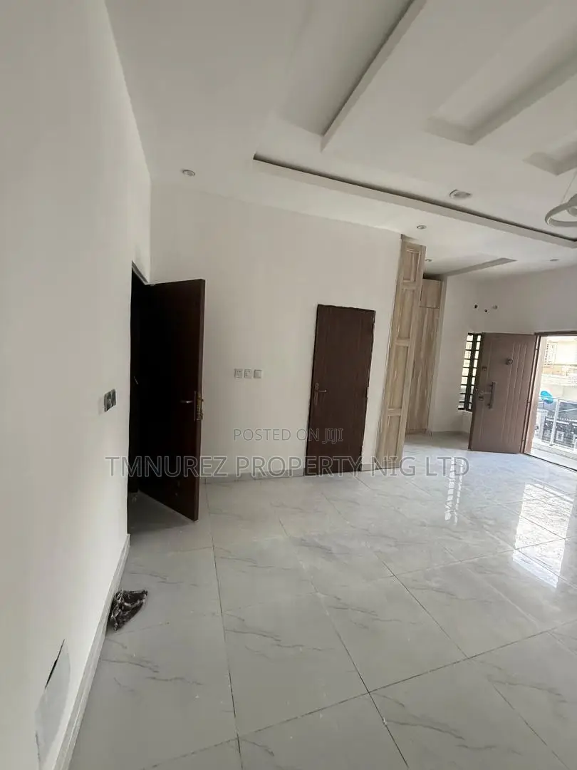 4bdrm Duplex in Chevron, Ajah for rent