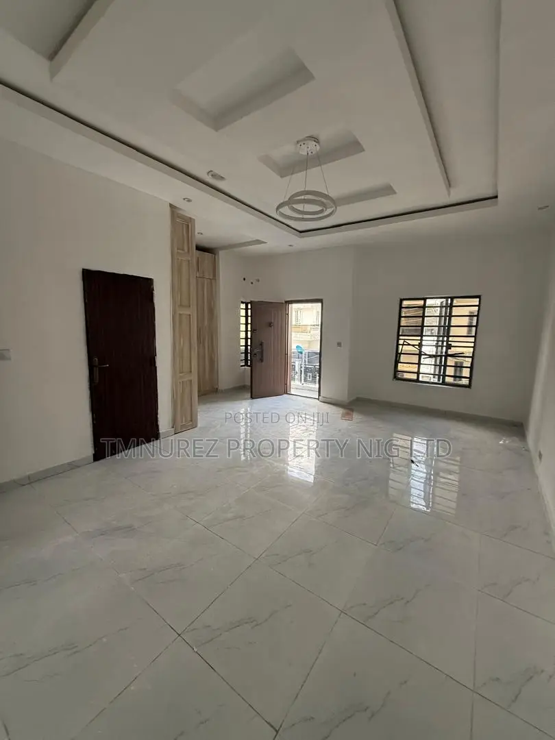 4bdrm Duplex in Chevron, Ajah for rent