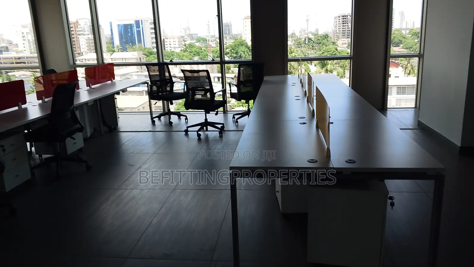 650sqm Premium Office Space -- Fully Furnished Pay Move
