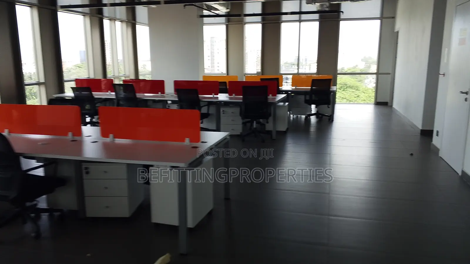 650sqm Premium Office Space -- Fully Furnished Pay Move