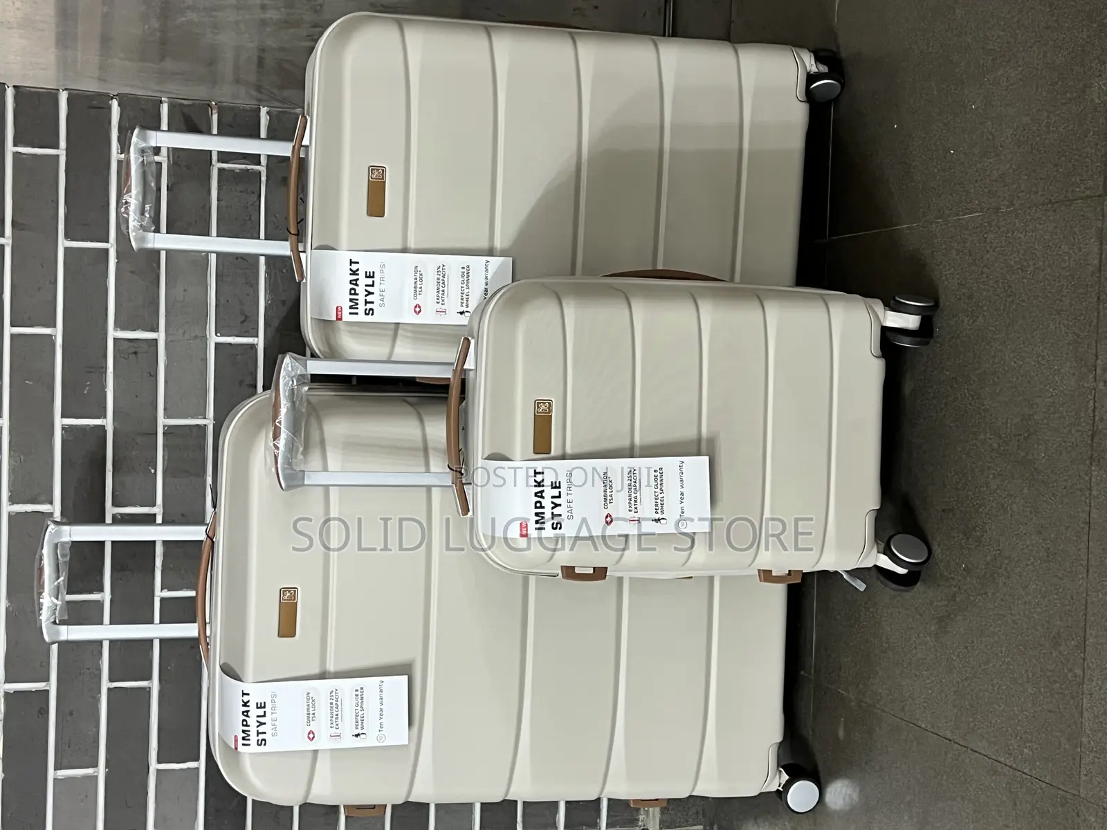 Original Rubber Luggage Box