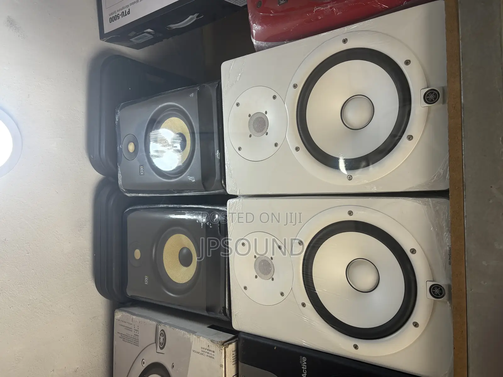White Yamaha Hs8 Monitor Speaker
