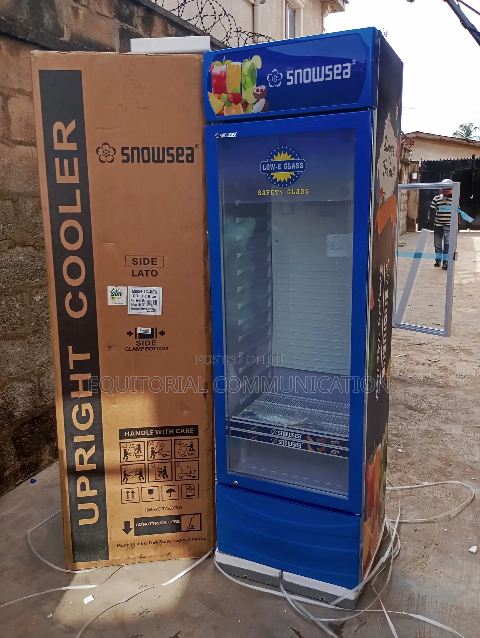 Restaurant-Grade Upright Cooler – Snowsea Lc-400w