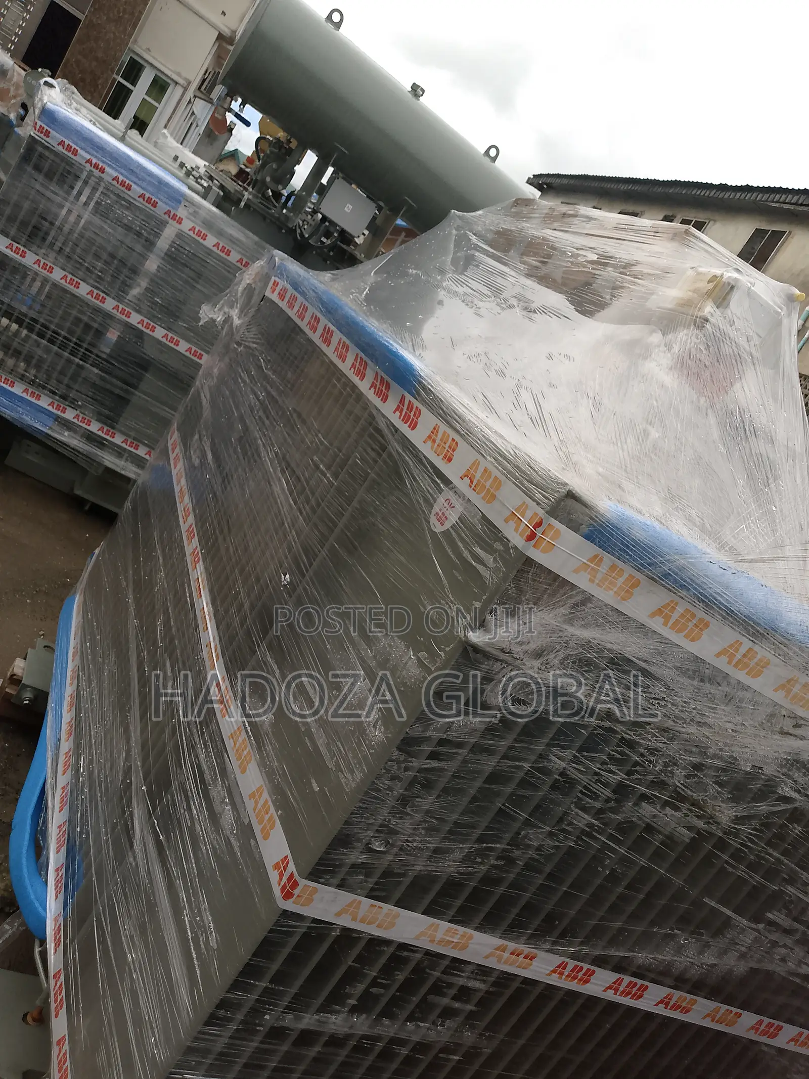 Lv Output Transformer - Meksan - 300kva, 33/415kv Capacity