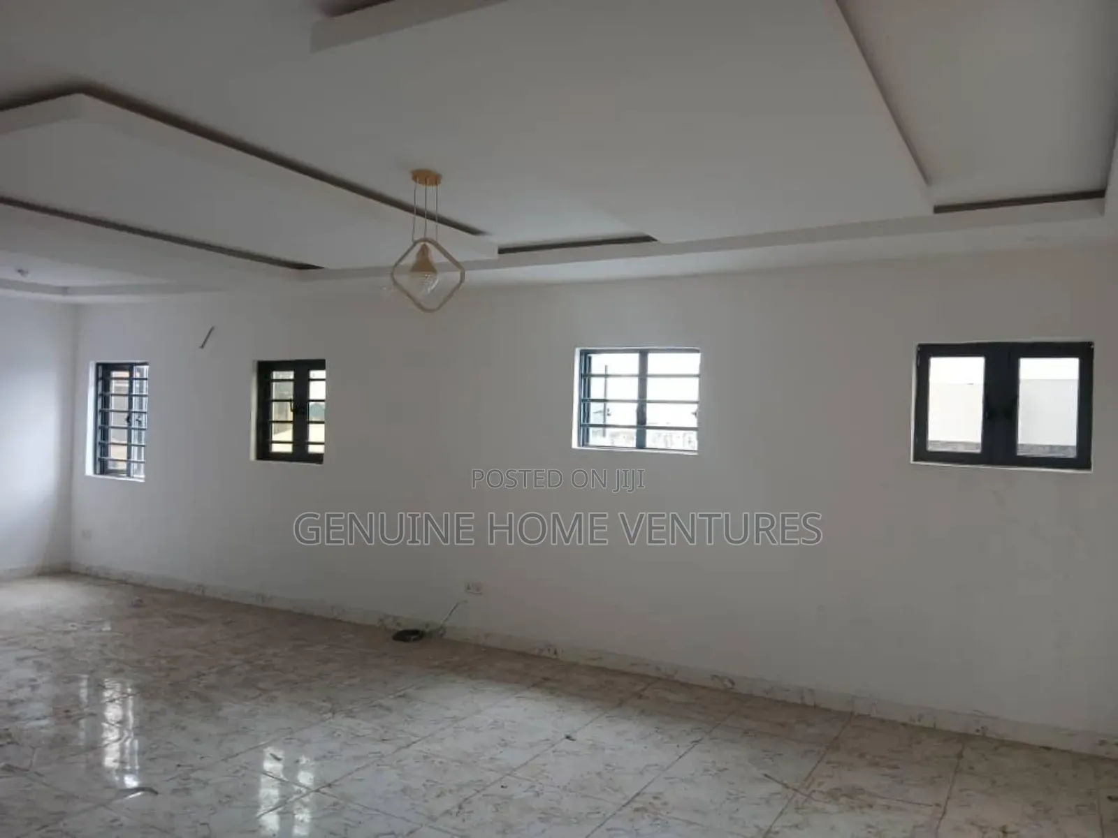 3bdrm Apartment in Gra Ikeja for sale
