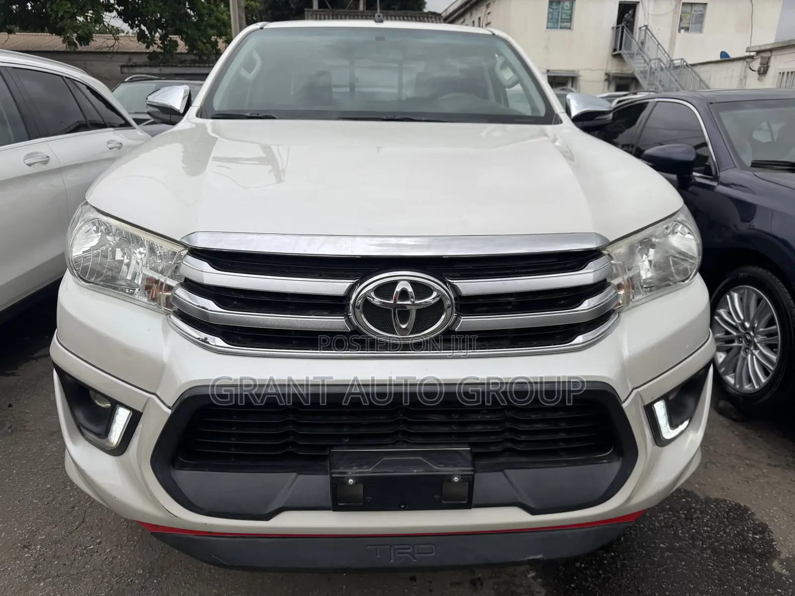 Toyota Hilux Rugged X 4x4 2018 White