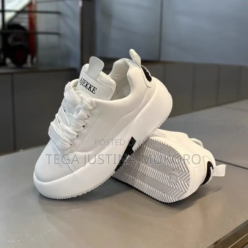 New Fashion Multipurpose Sneakers