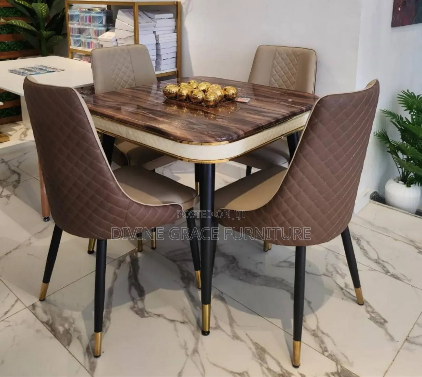 Sophisticated Dinner Set