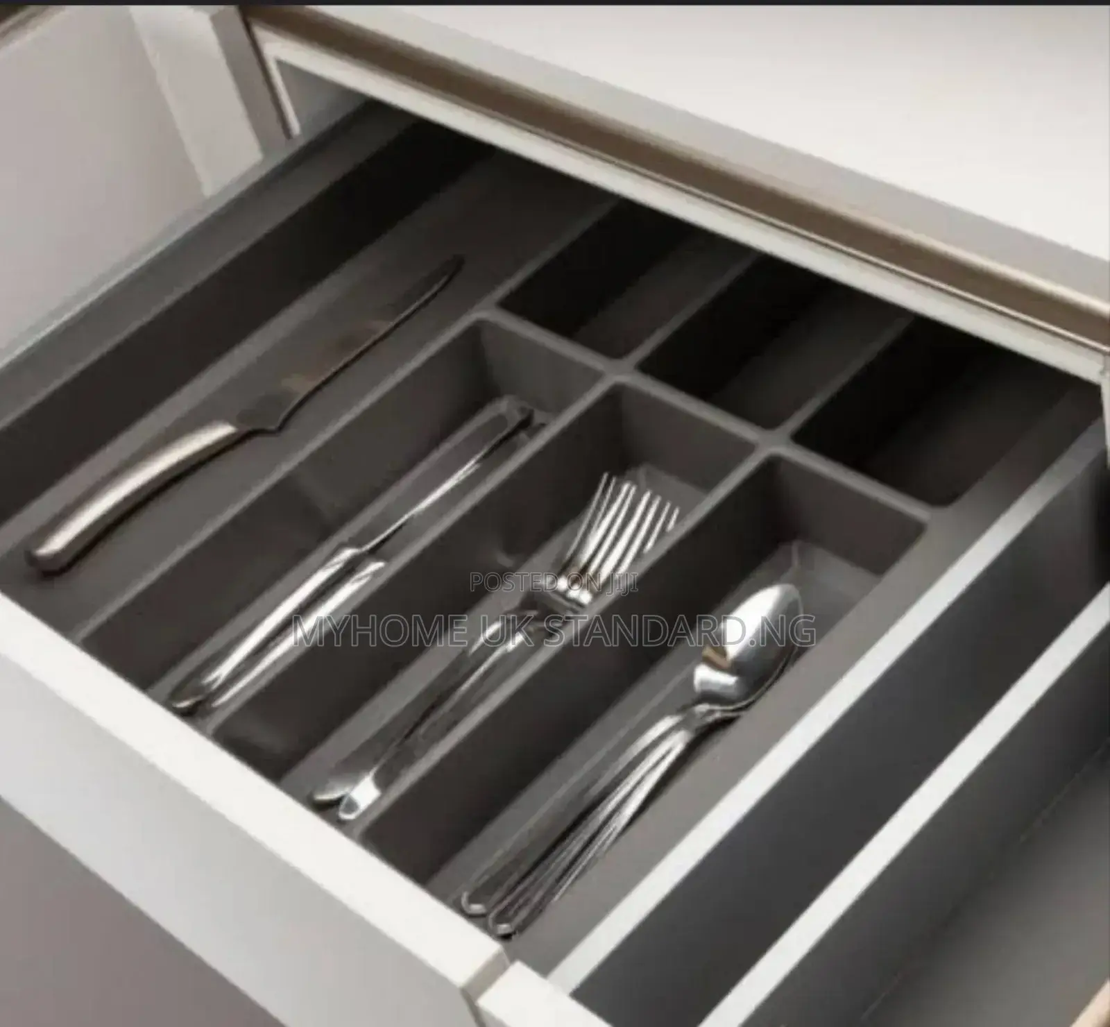Quality Plastic Cutlery and Spoon Rack.