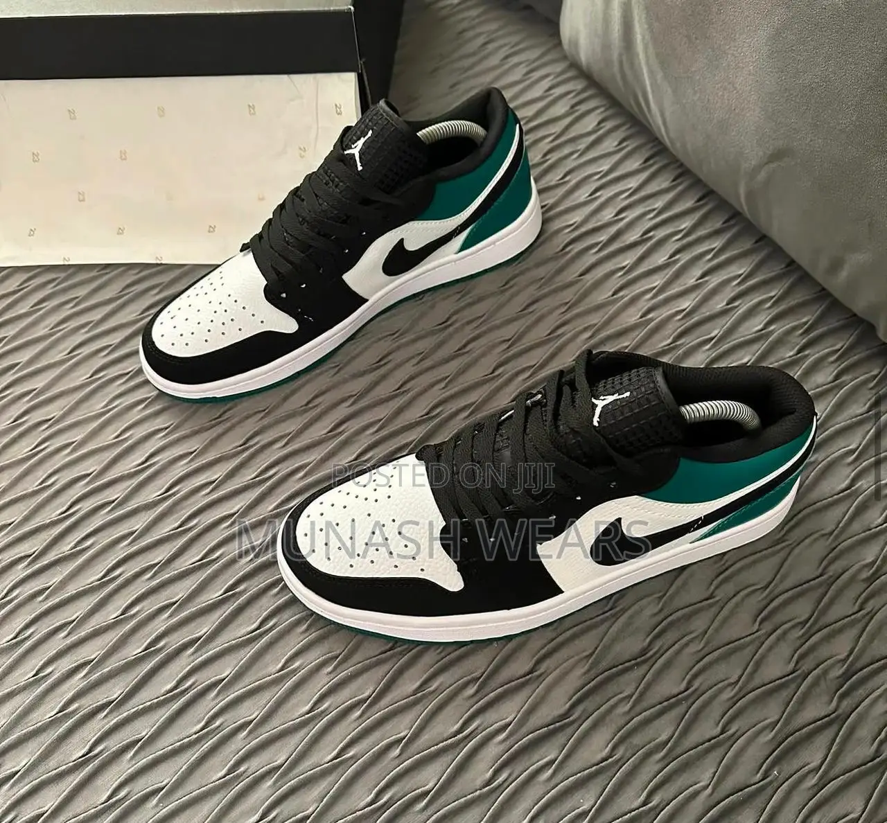 Jordan Retro Sneakers 01
