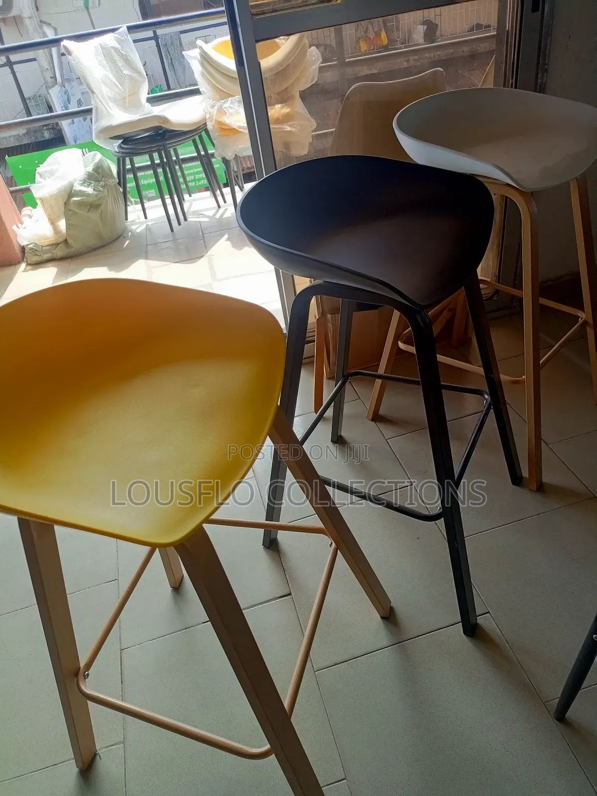 Quality Bar Stool With Iron Leg