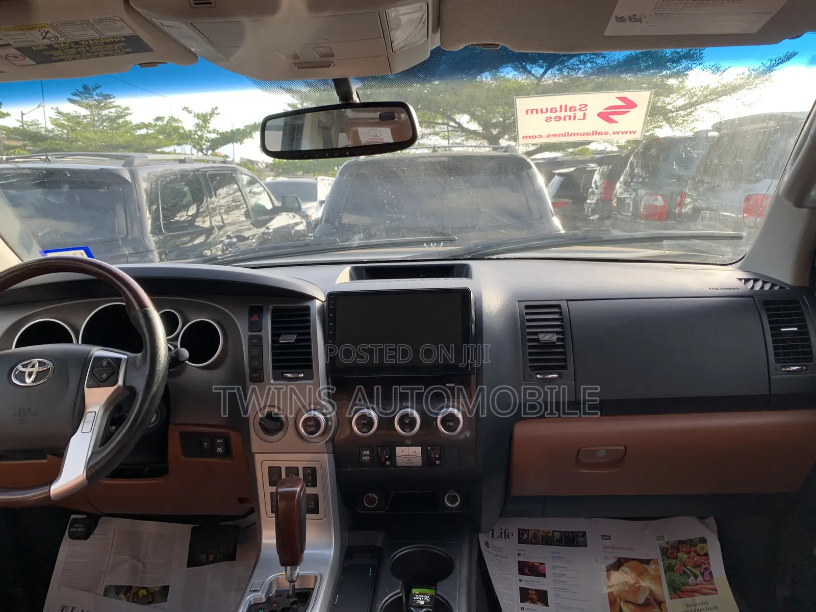 Toyota Sequoia Platinum 4x4 2018 Black