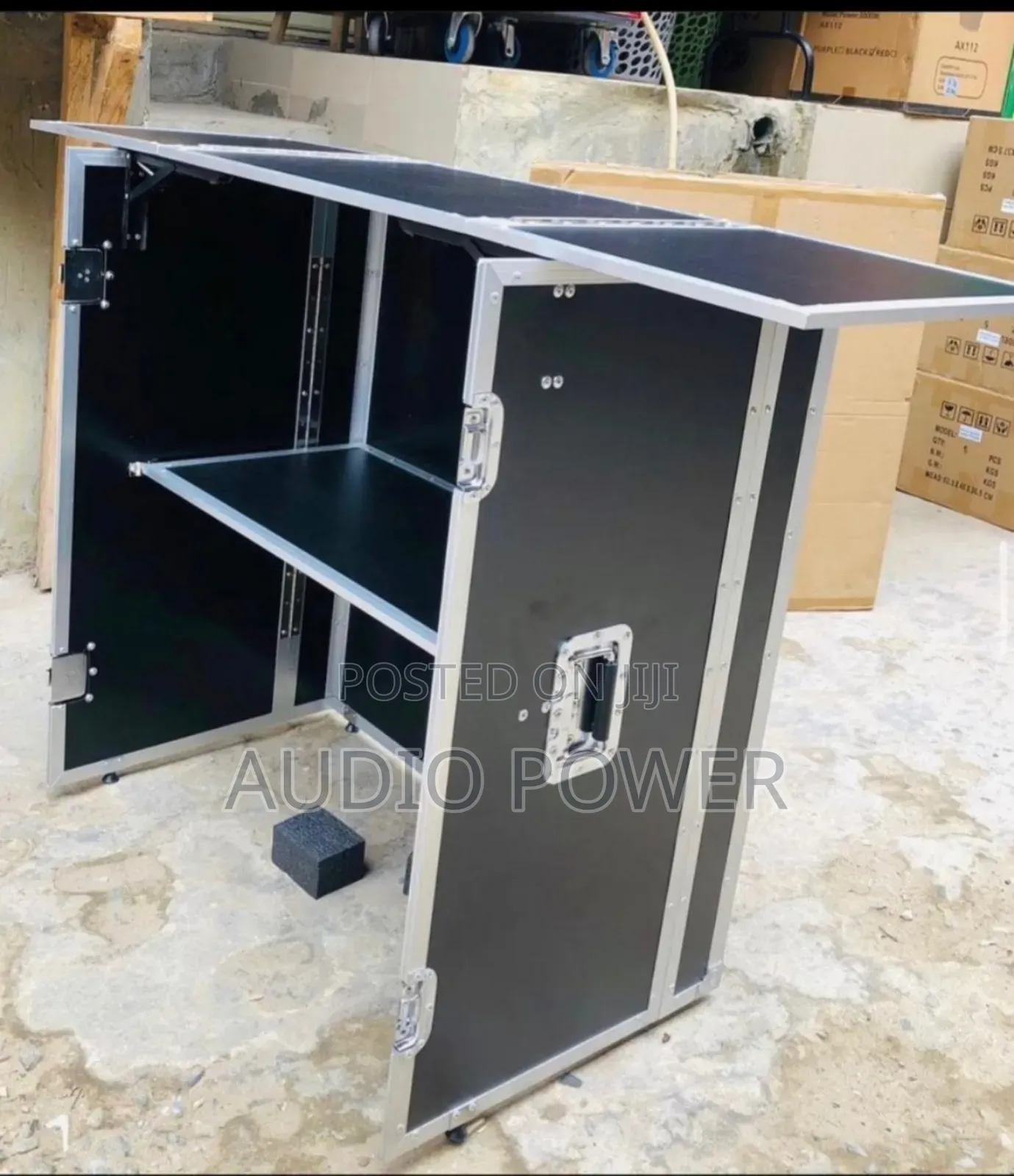 Professional Dj Booth