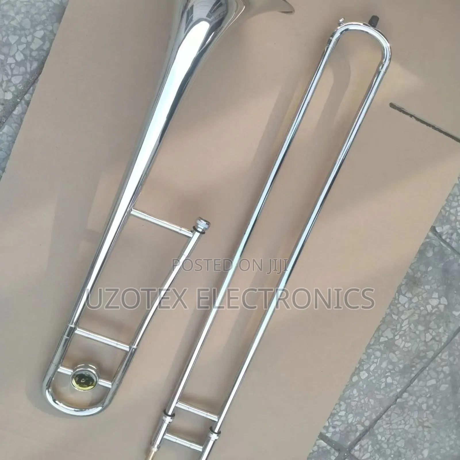 Yamaha Silver Trunmbo