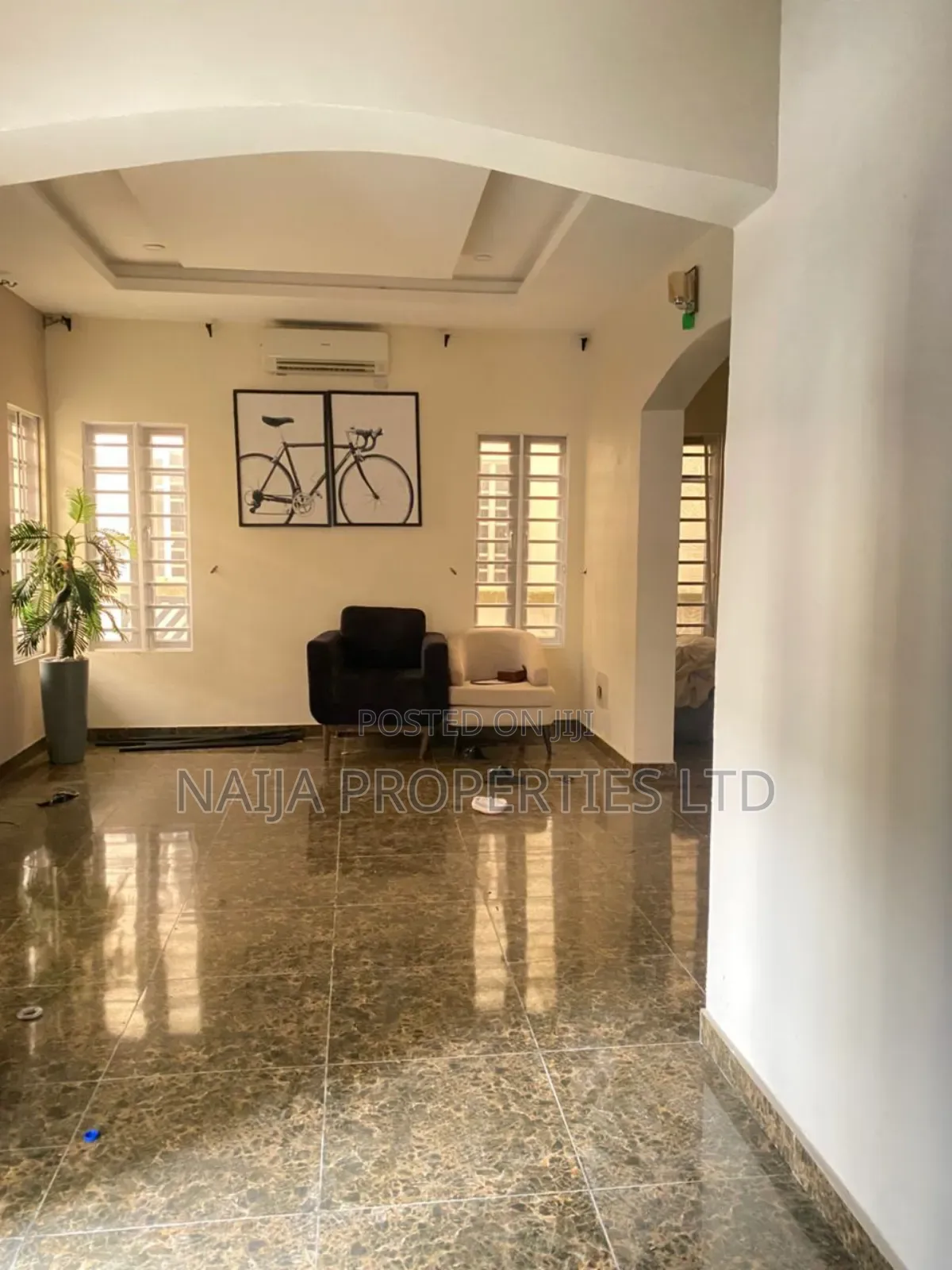 4bdrm Duplex in Lekki County for sale