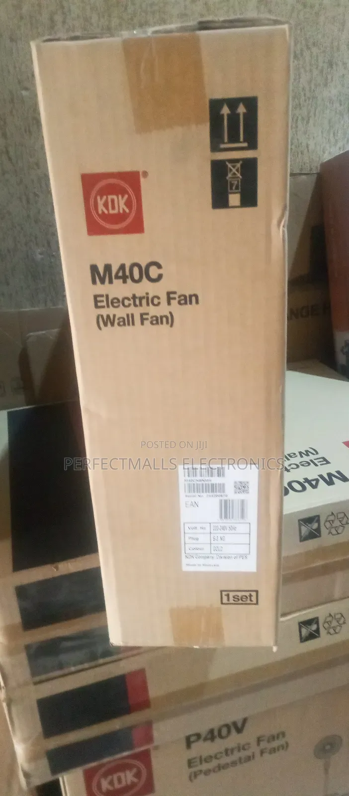 KDK 16" Powerful Breeze Wall Fan M40c