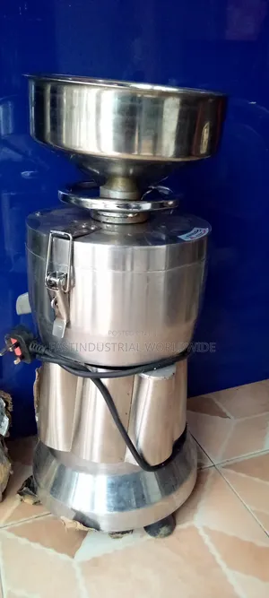 Commercial Tirgernurt Machine