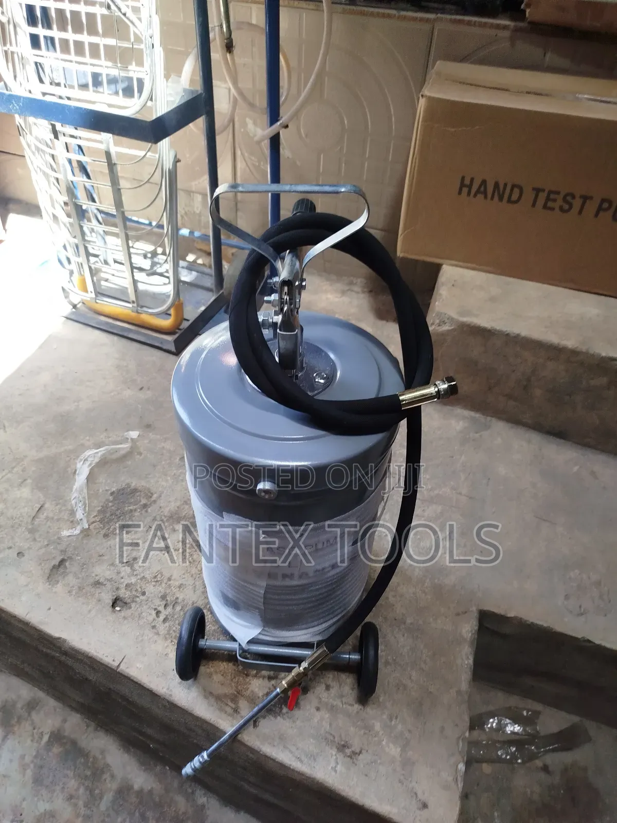 Grease Bucket 16 Liters.