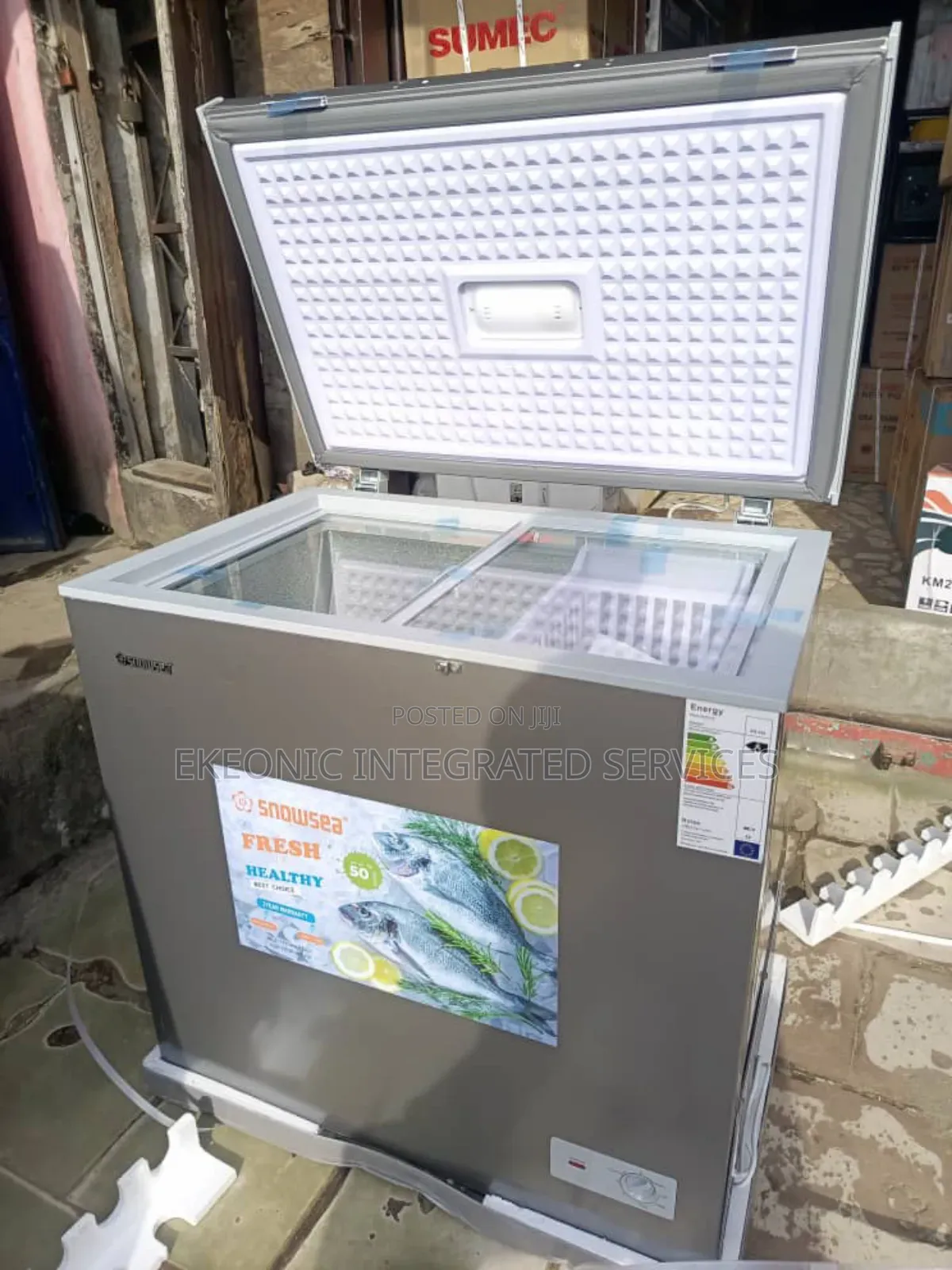 Refrigerator