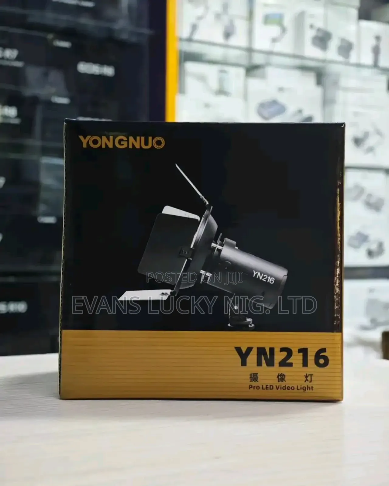 Yn216 (Yongnuo) Light Kit