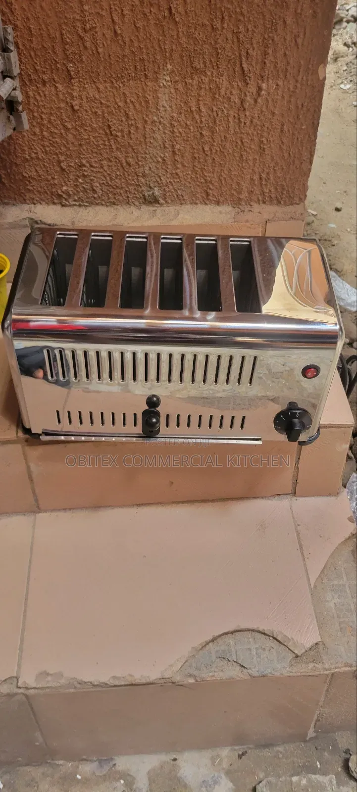 Commercial Bread Slice Toasting Machine Is Available for Sale