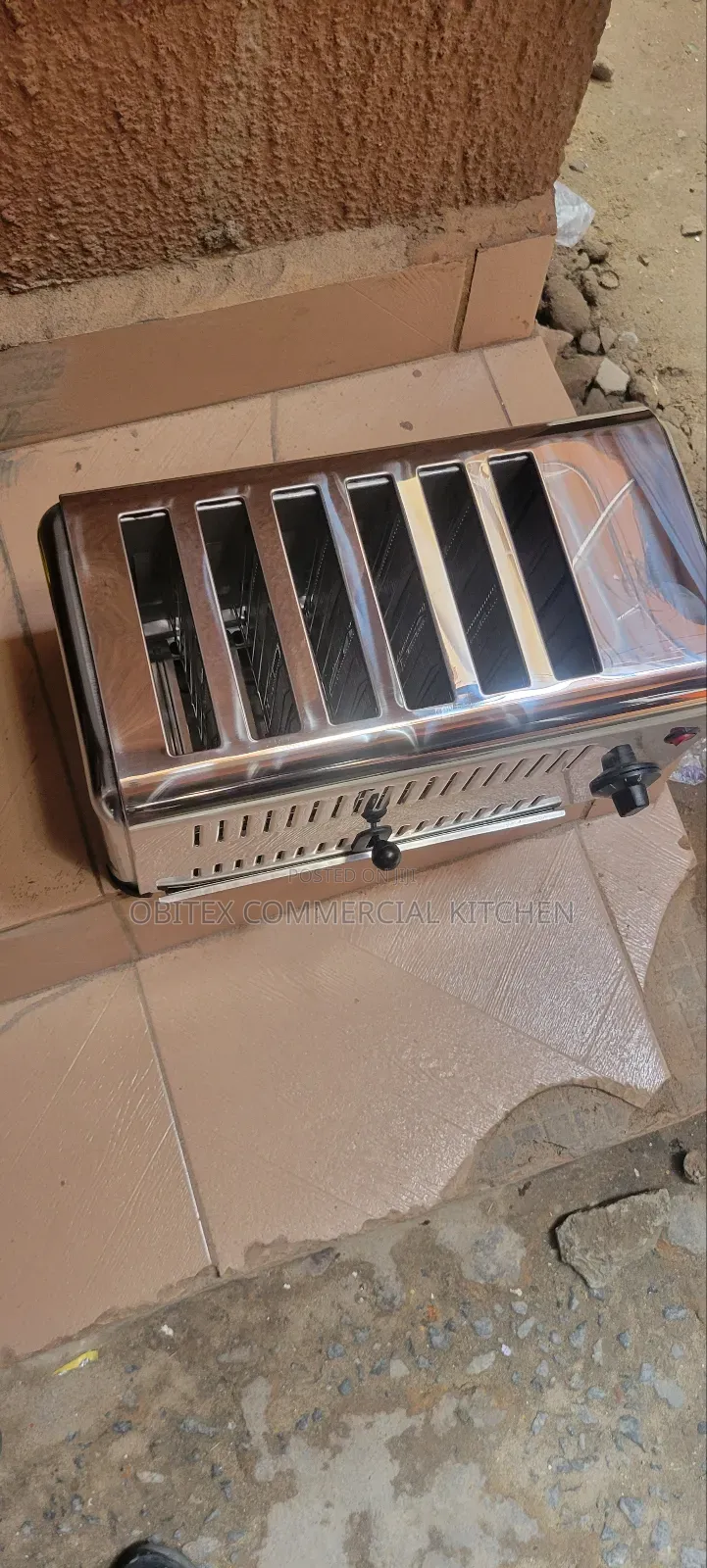 Commercial Bread Slice Toasting Machine Is Available for Sale