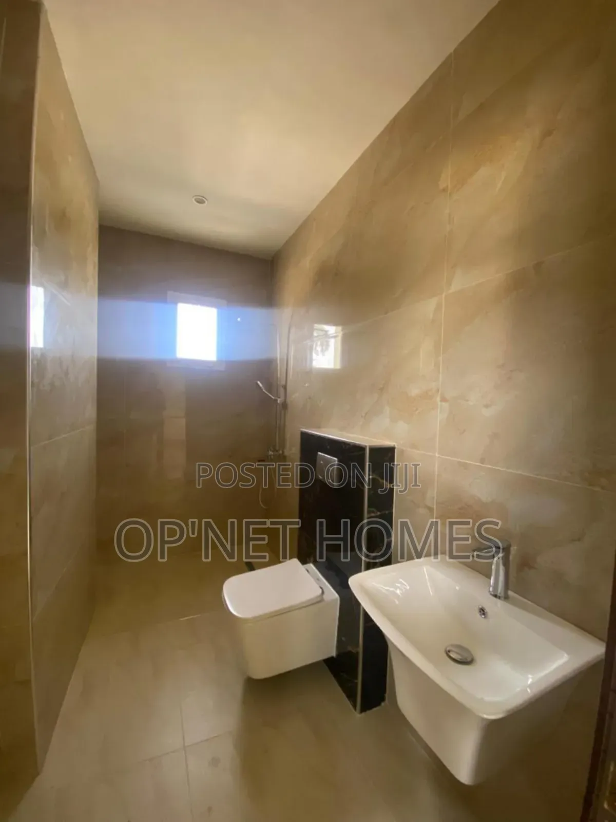 Furnished 2bdrm Apartment in Victoria Island for sale
