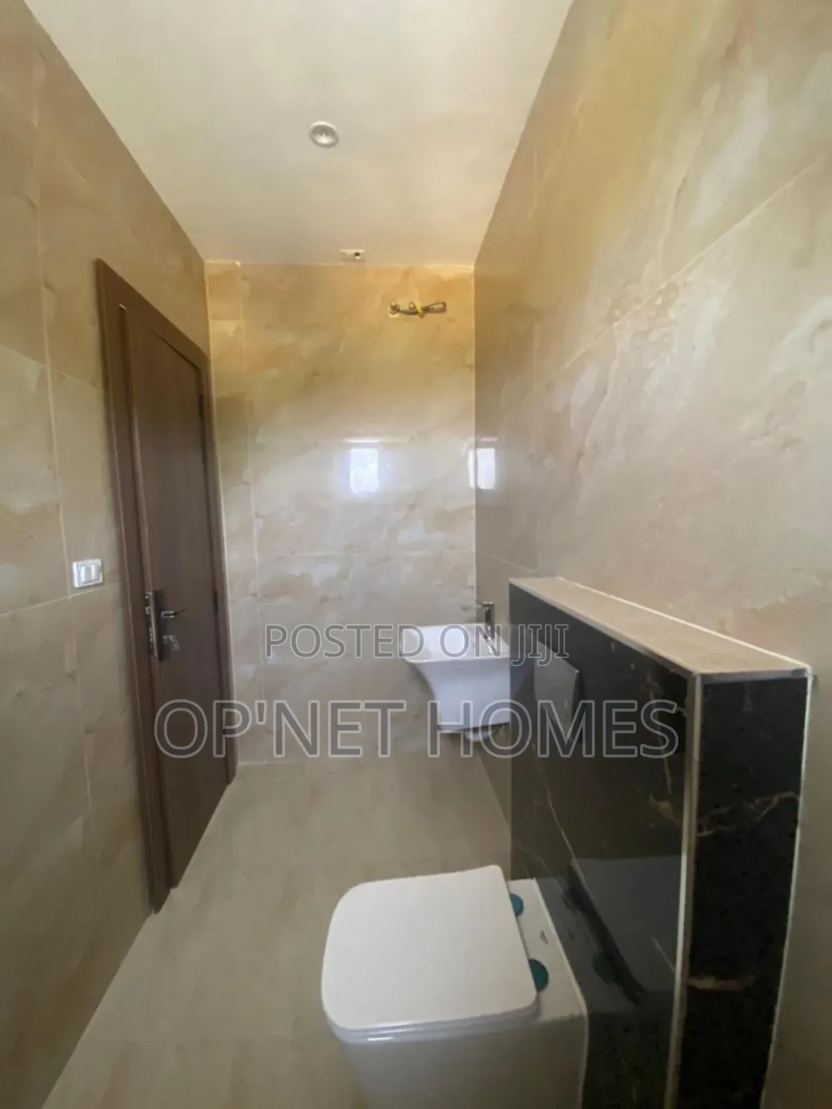 Furnished 2bdrm Apartment in Victoria Island for sale
