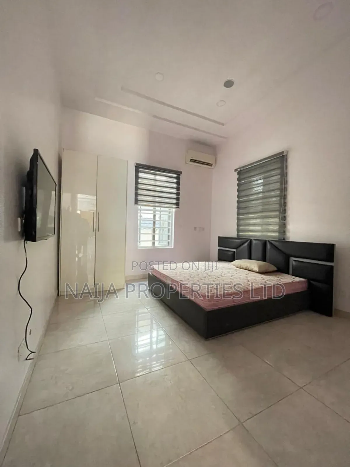5bdrm Duplex in Osapa London, Lekki for sale